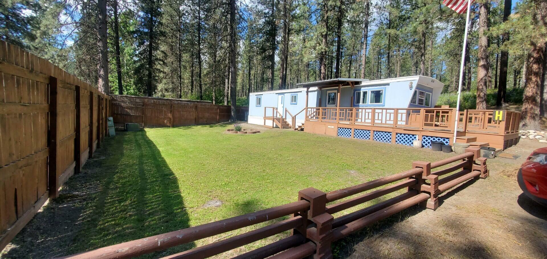 Property Photo: 20 Roosevelt Rd (Mobile #H) WA 99141