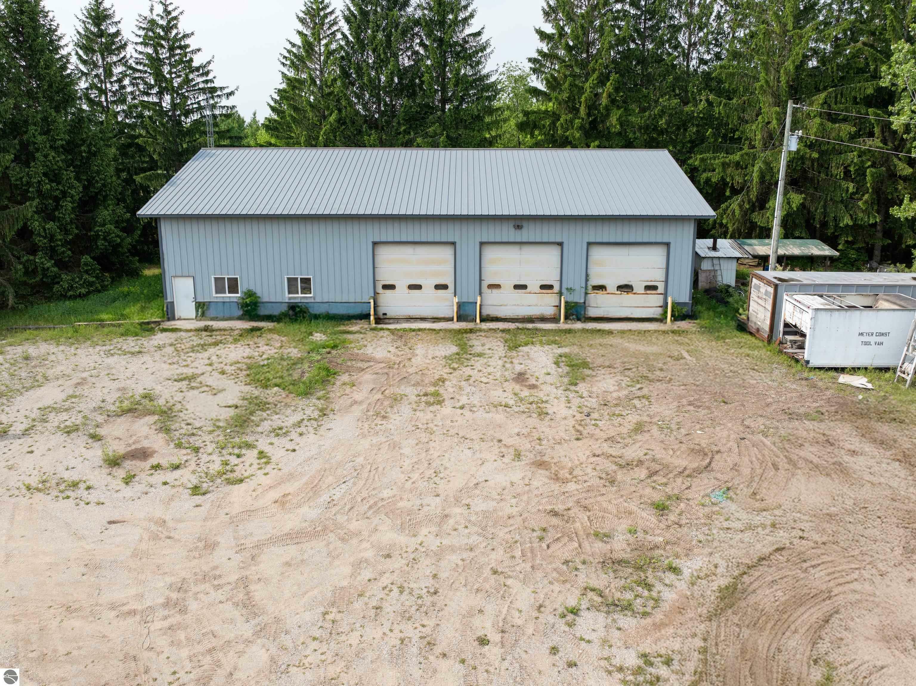 Property Photo: 5578 S M-37 MI 49637