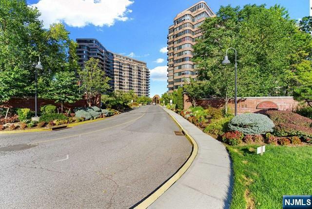 Property Photo: 100 Carlyle Drive 11G-N NJ 07010