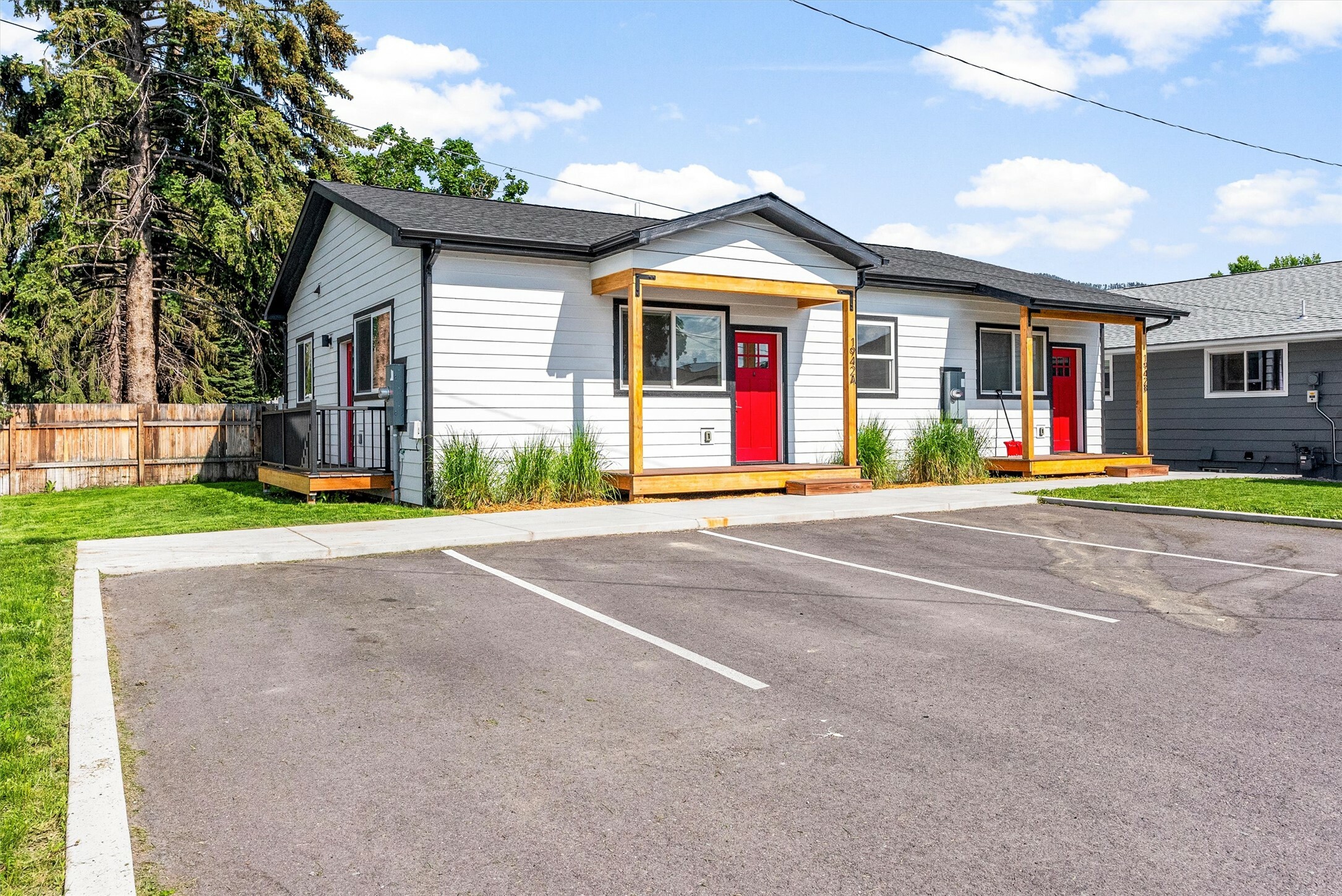 Property Photo: 1942A Dixon Avenue MT 59801