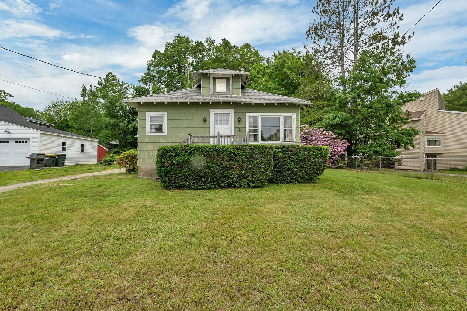 Property Photo: 906 North Main Street NH 03246