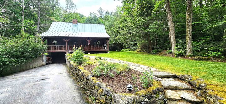 Property Photo: 110 Oliver Hill Road NH 03446