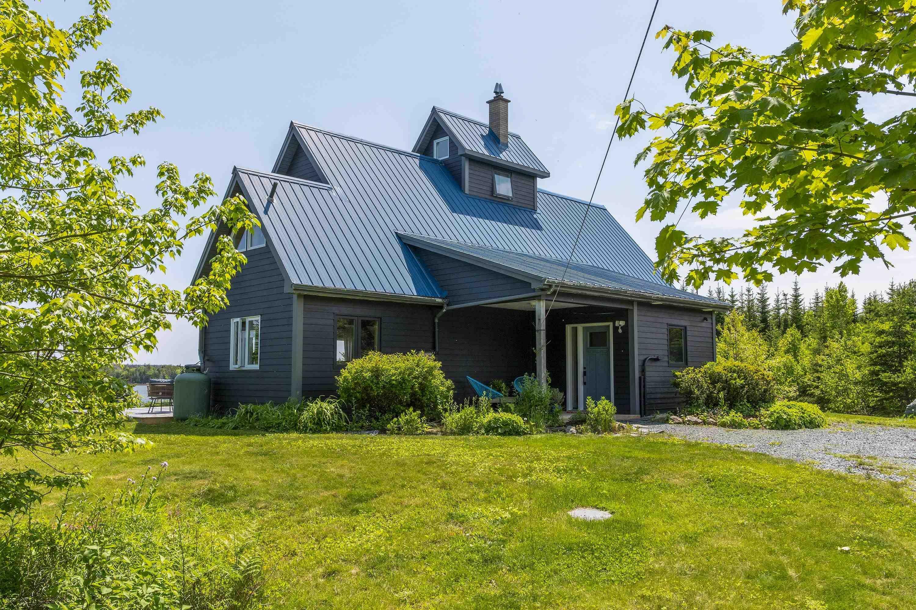 Photo de la propriété: 899 West Petpeswick Road NS B0J 2L0