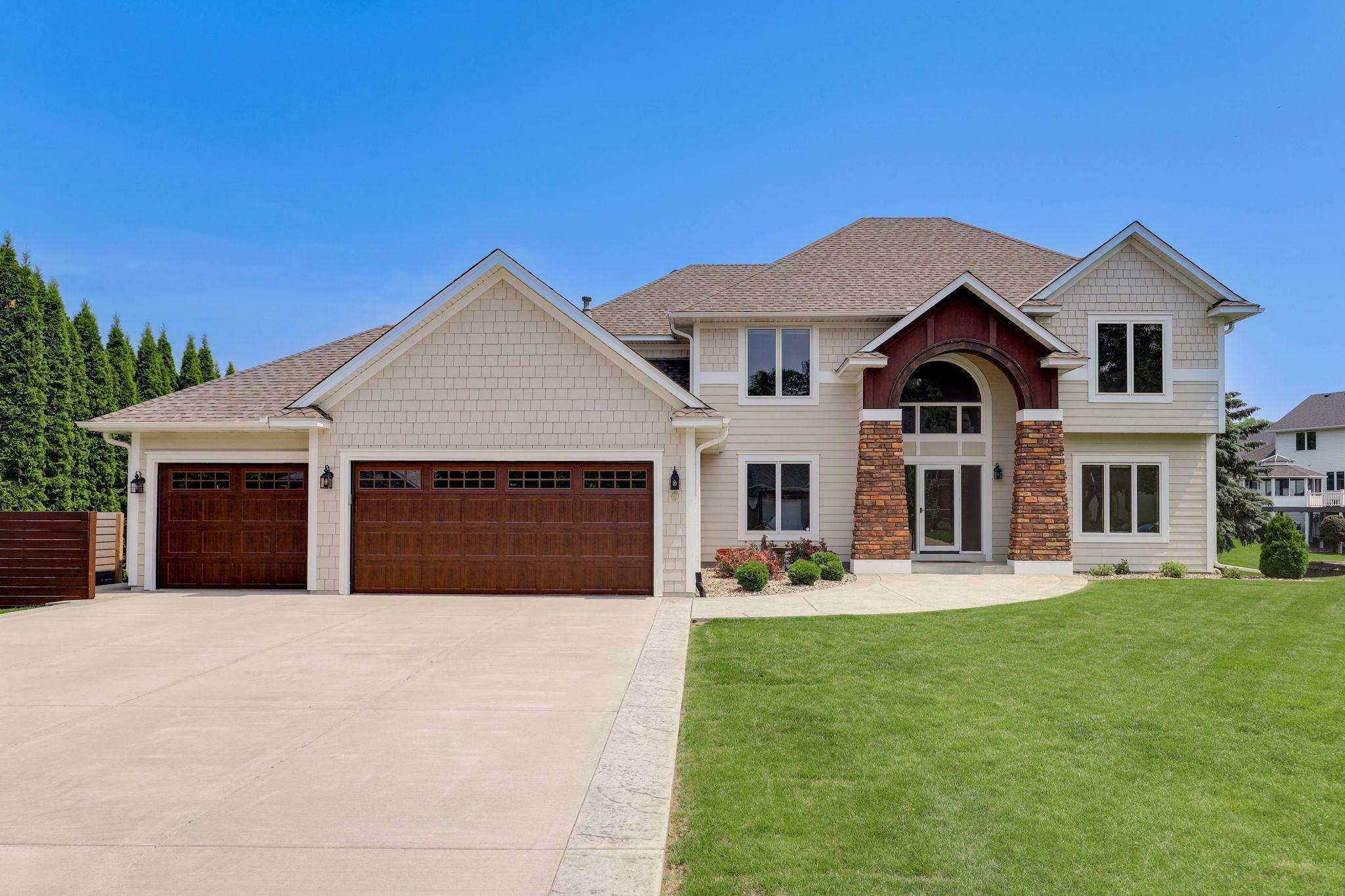 Property Photo: 121 Wexford Heights Drive MN 55112