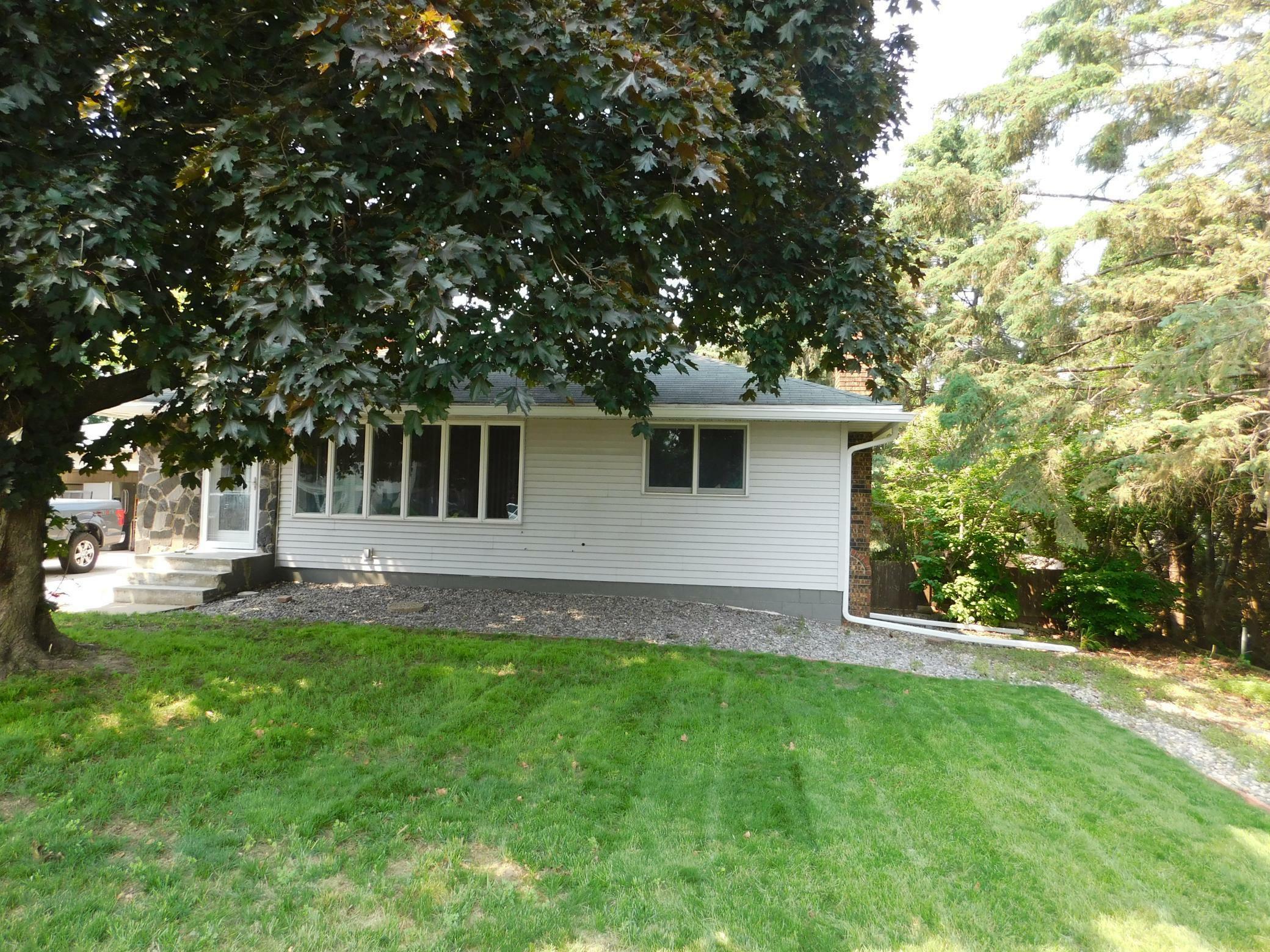 Property Photo: 243 Demont Avenue E MN 55117