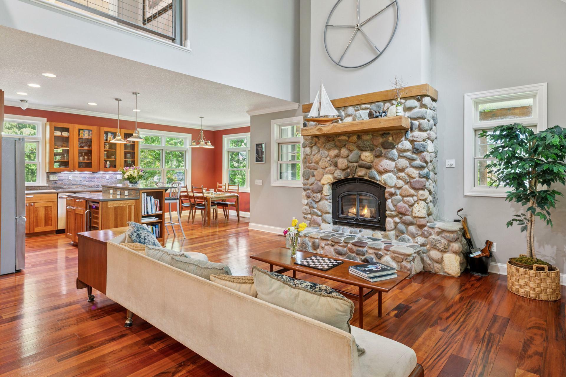 Property Photo: 16710 Edgewood Avenue MN 55391