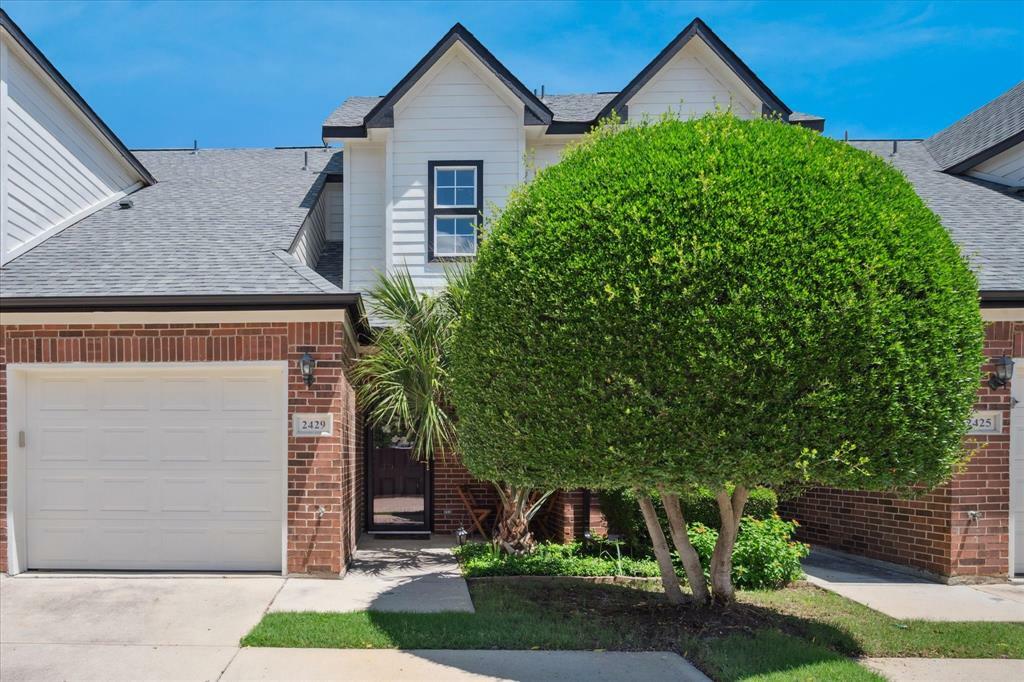 Property Photo:  2429 Southcourt Circle  TX 75038 