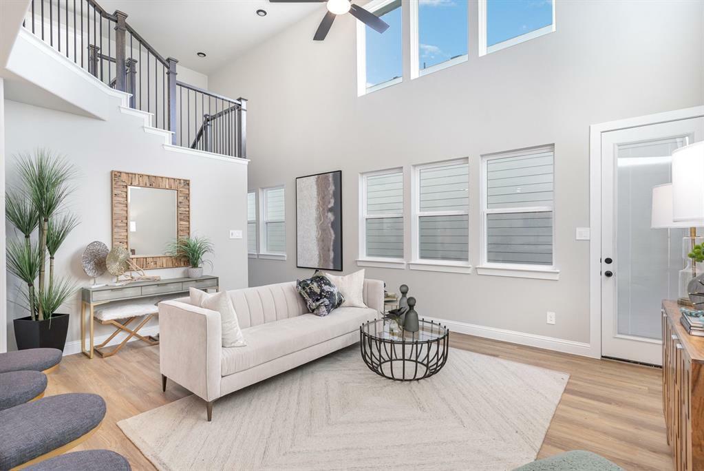 Property Photo: 7313 Parsons Mews TX 75088