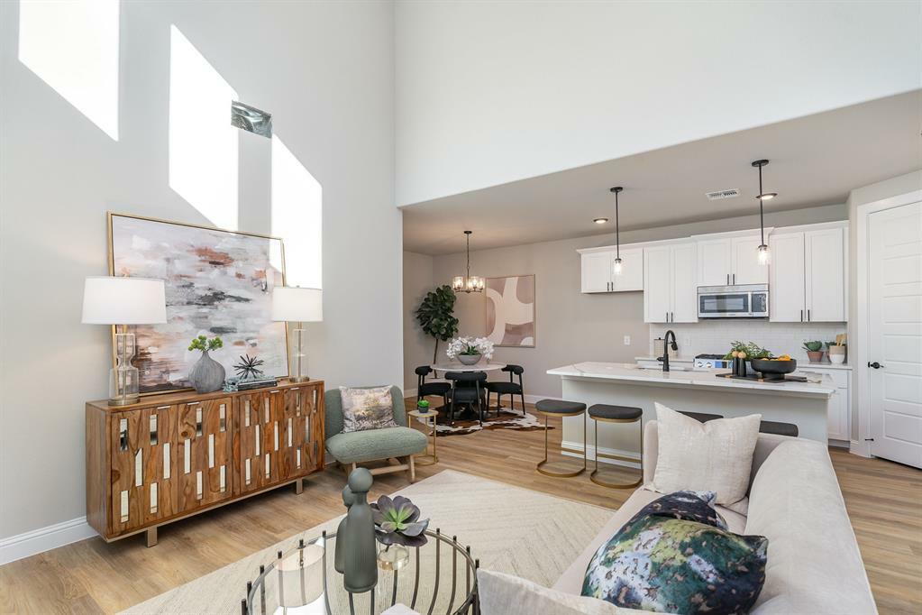 Property Photo: 7305 Parsons Mews TX 75088