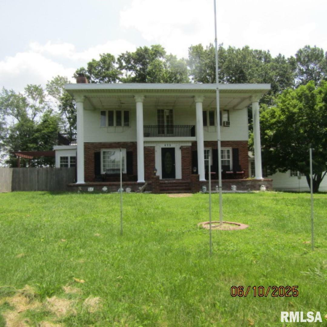 Property Photo: 632 N Pershing Street IL 62933