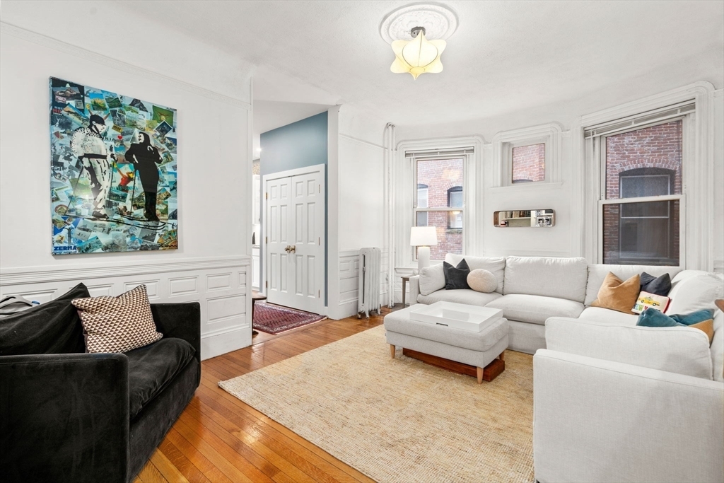 Property Photo: 293-295 Commonwealth Ave 2C MA 02115