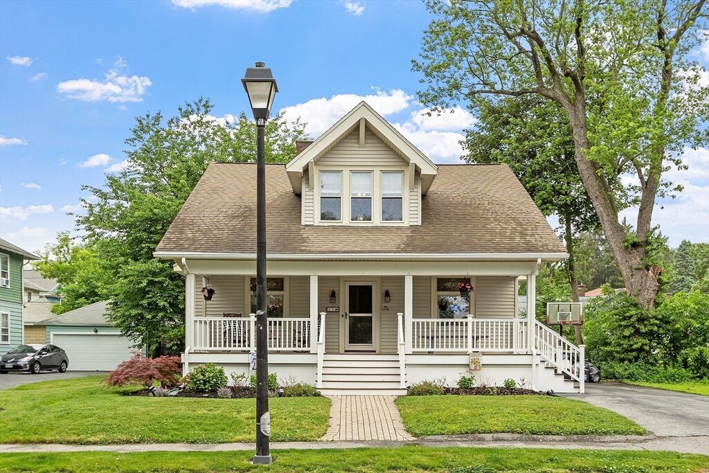 Property Photo: 11 Fiske St MA 01602
