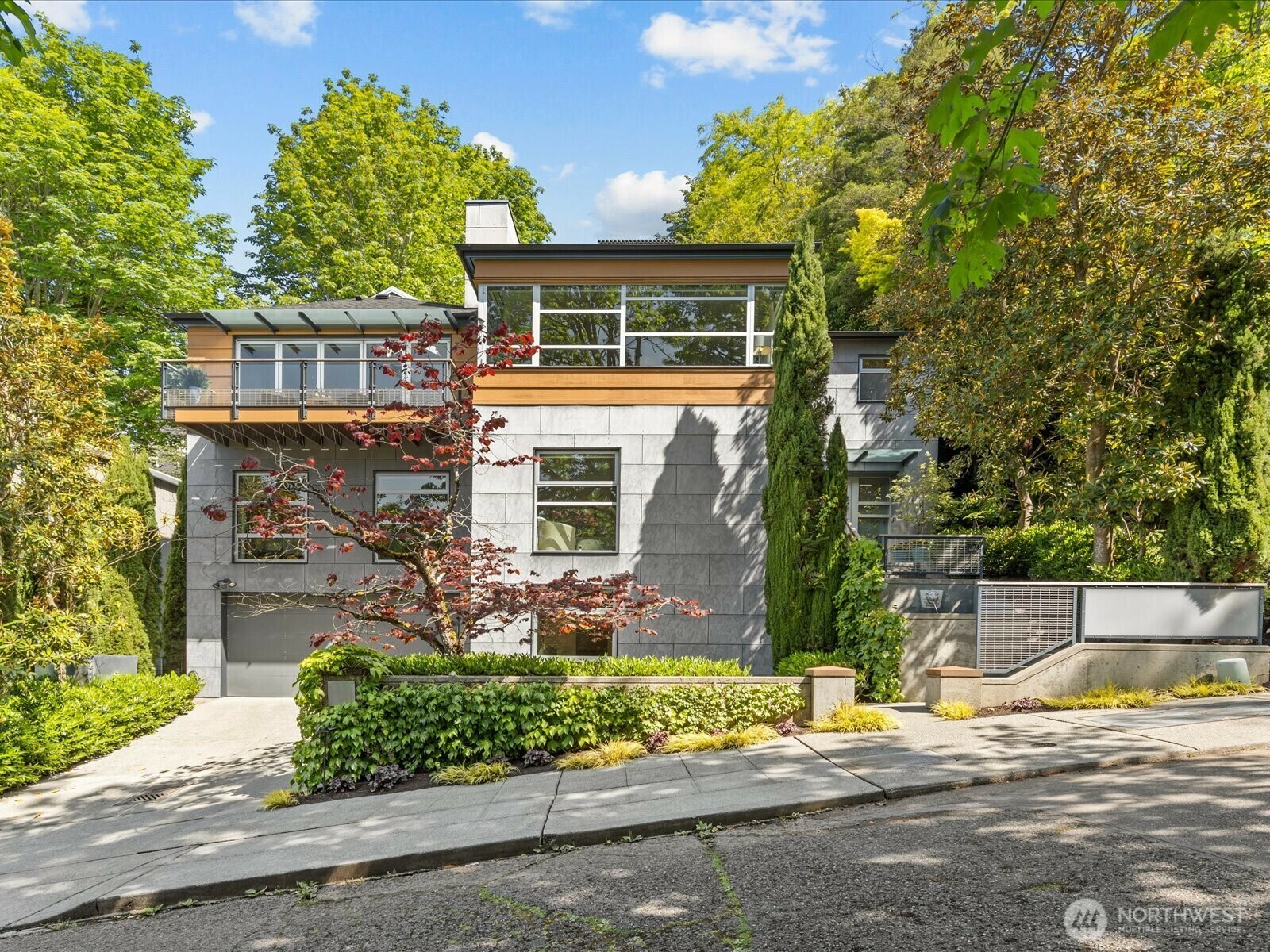 3332 E Ford Place  Seattle WA 98112 photo