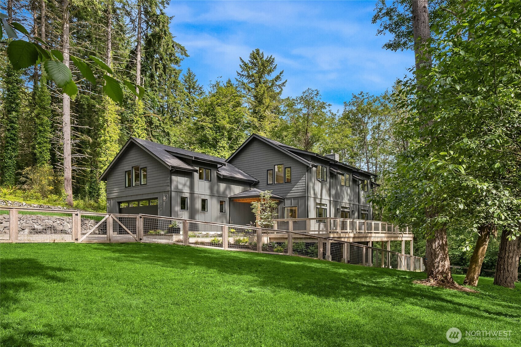 Property Photo: 8636 NE Belle Hill Lane WA 98110