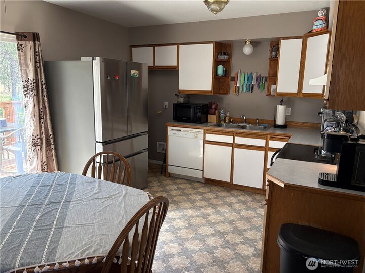 Property Photo:  47  Pinecrest Road  WA 98855 