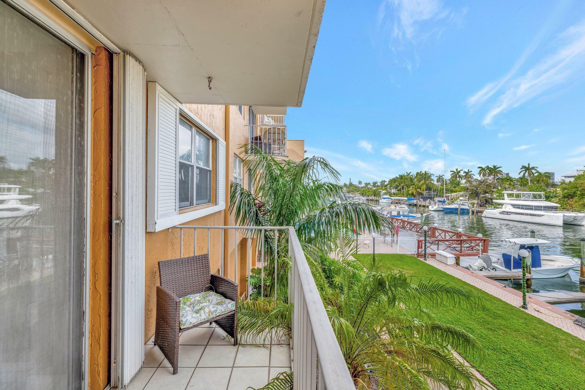 Property Photo: 1777 SE 15th Street 215 FL 33316