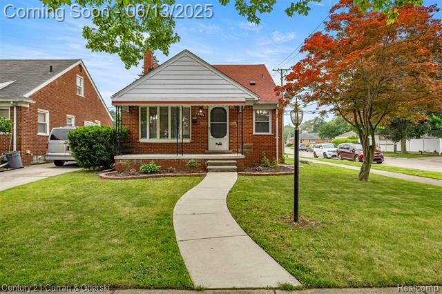 Property Photo: 8904 Becker Avenue MI 48101