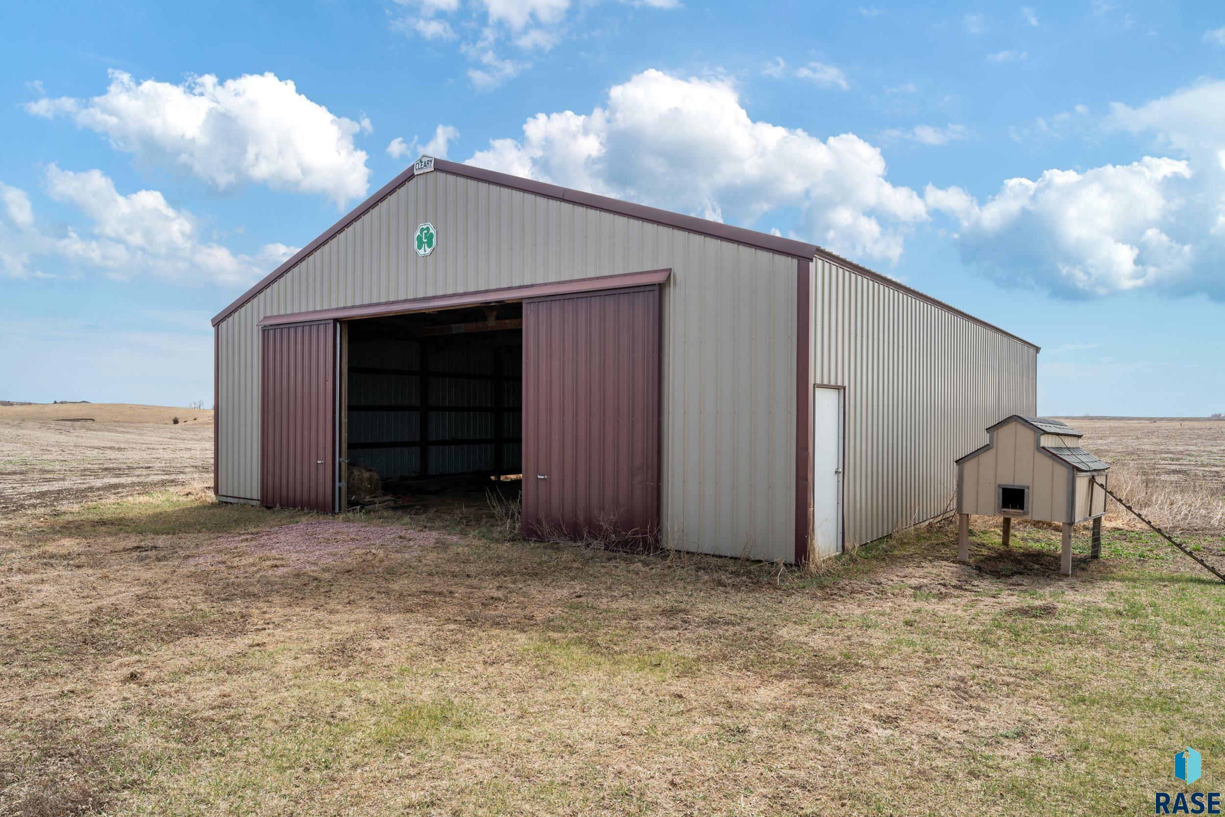 Property Photo: 27052 463rd Ave SD 57015