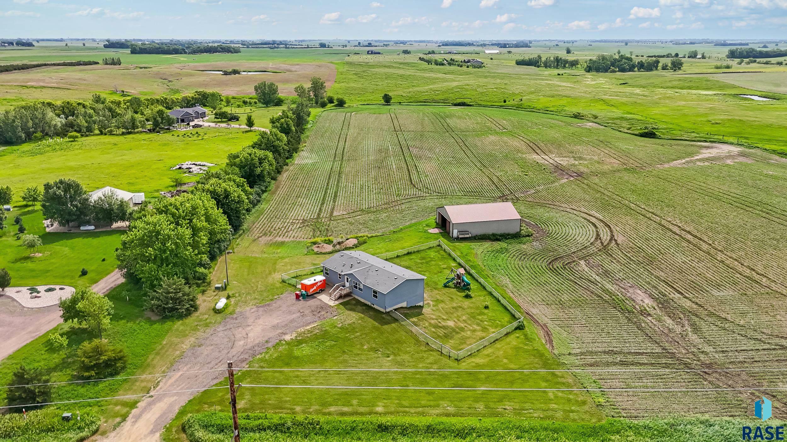 Property Photo: 27052 463rd Ave SD 57015