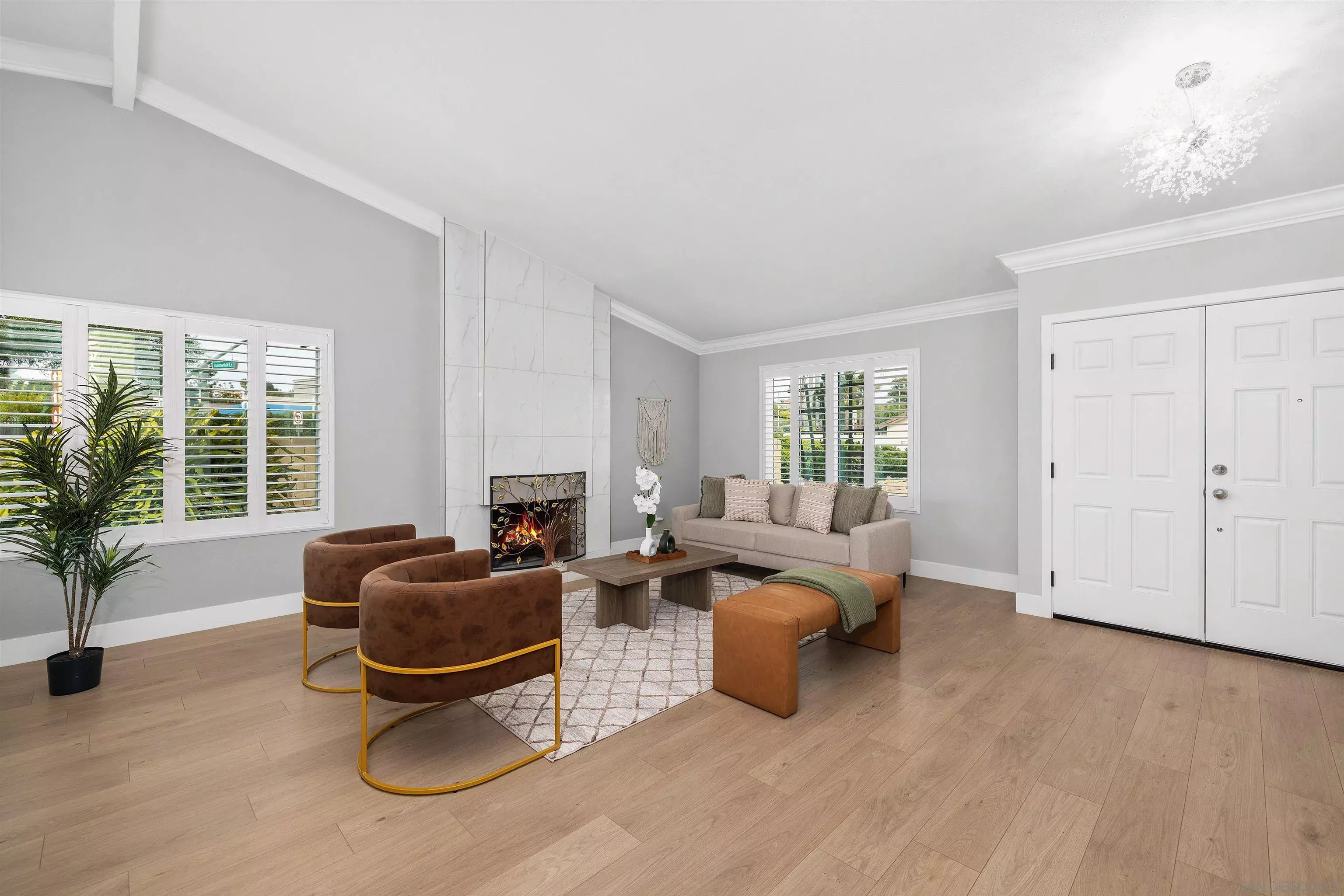 Property Photo: 12866 Summerfield Ln CA 92064