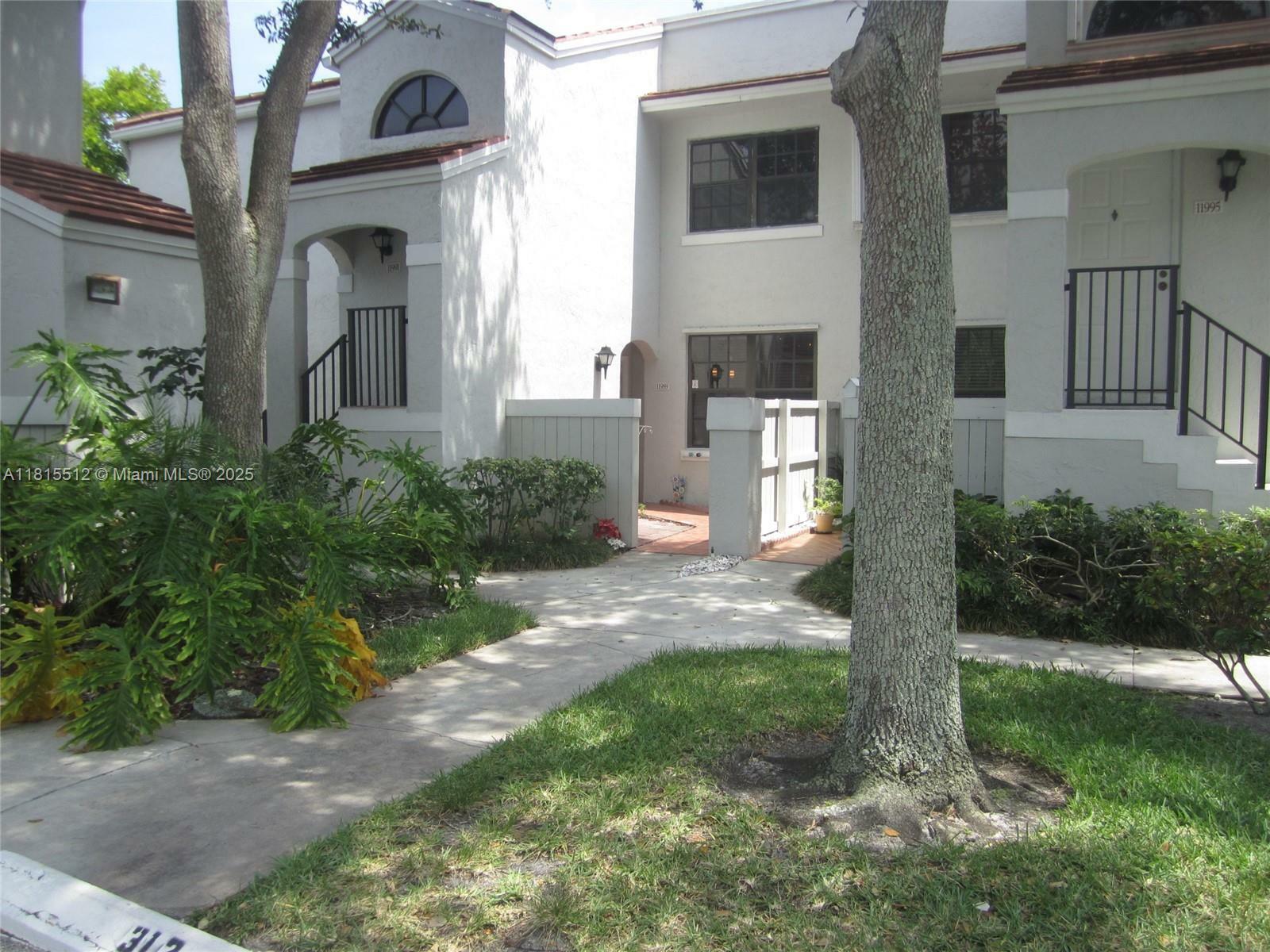 11989 NW 11th St 11989  Pembroke Pines FL 33026 photo