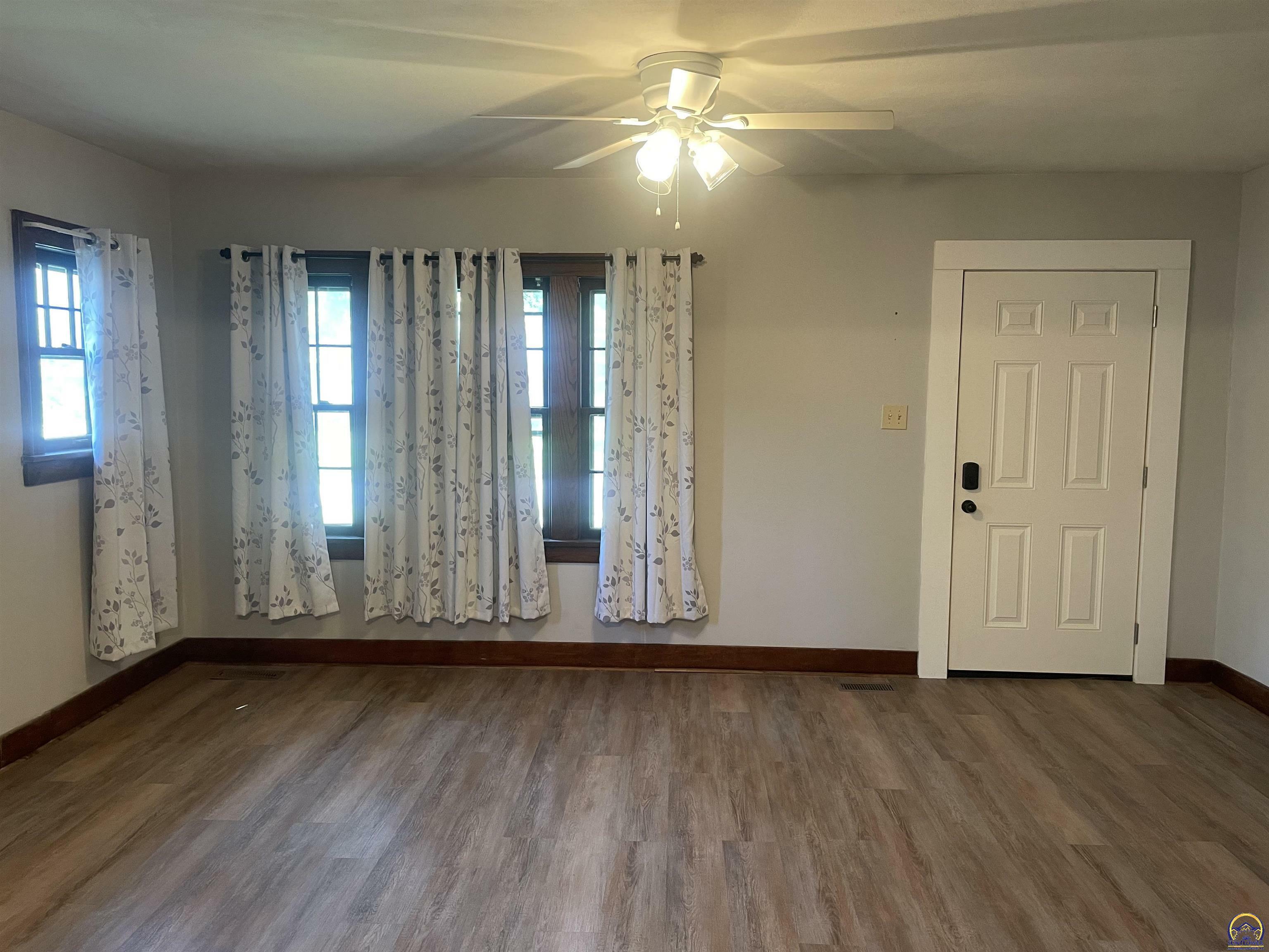 Property Photo: 1205 SW Randolph Ave KS 66604