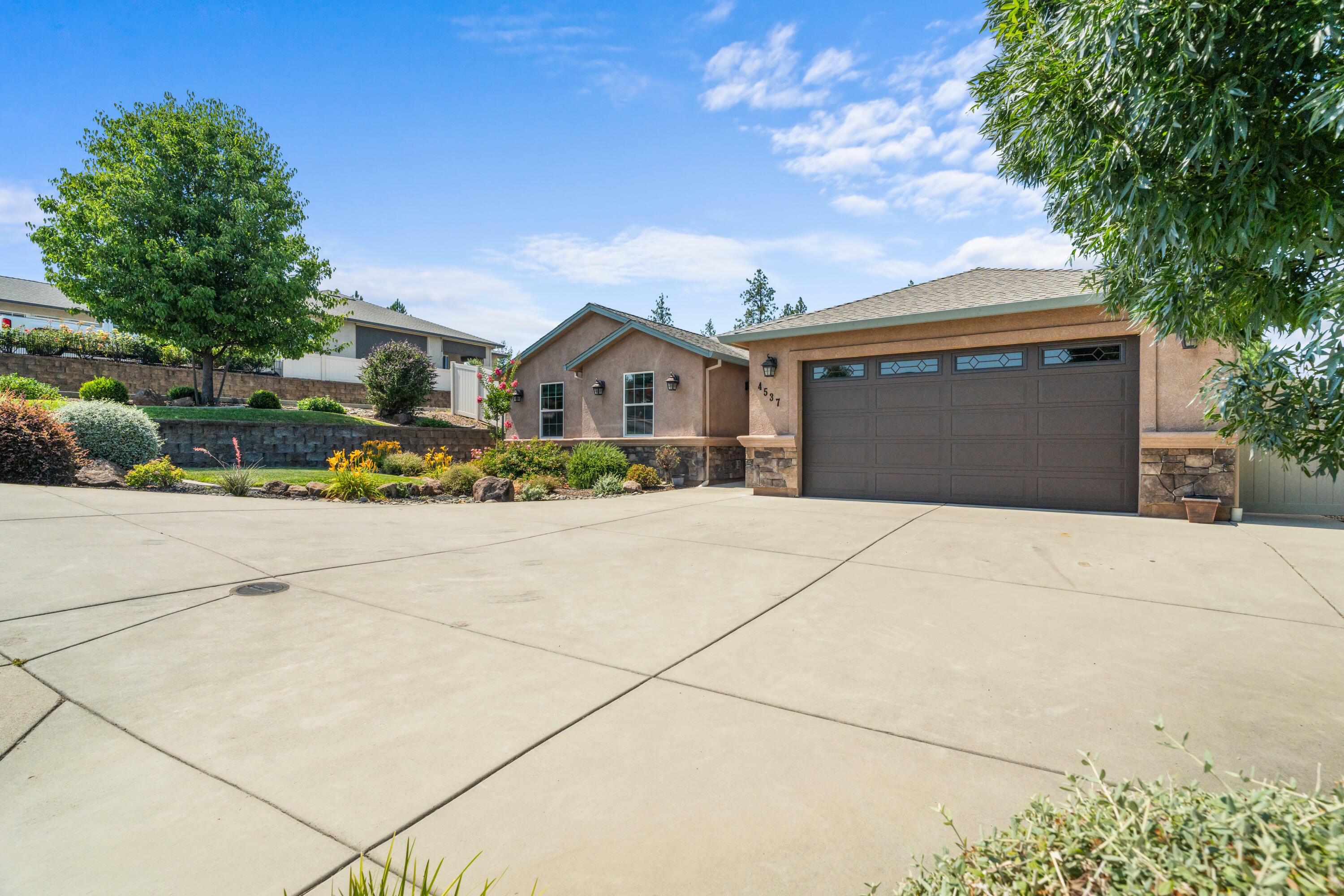 Property Photo:  4537 Risstay Way  CA 96019 