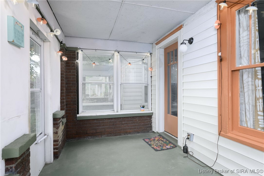 Property Photo: 1738 Culbertson Avenue IN 47150