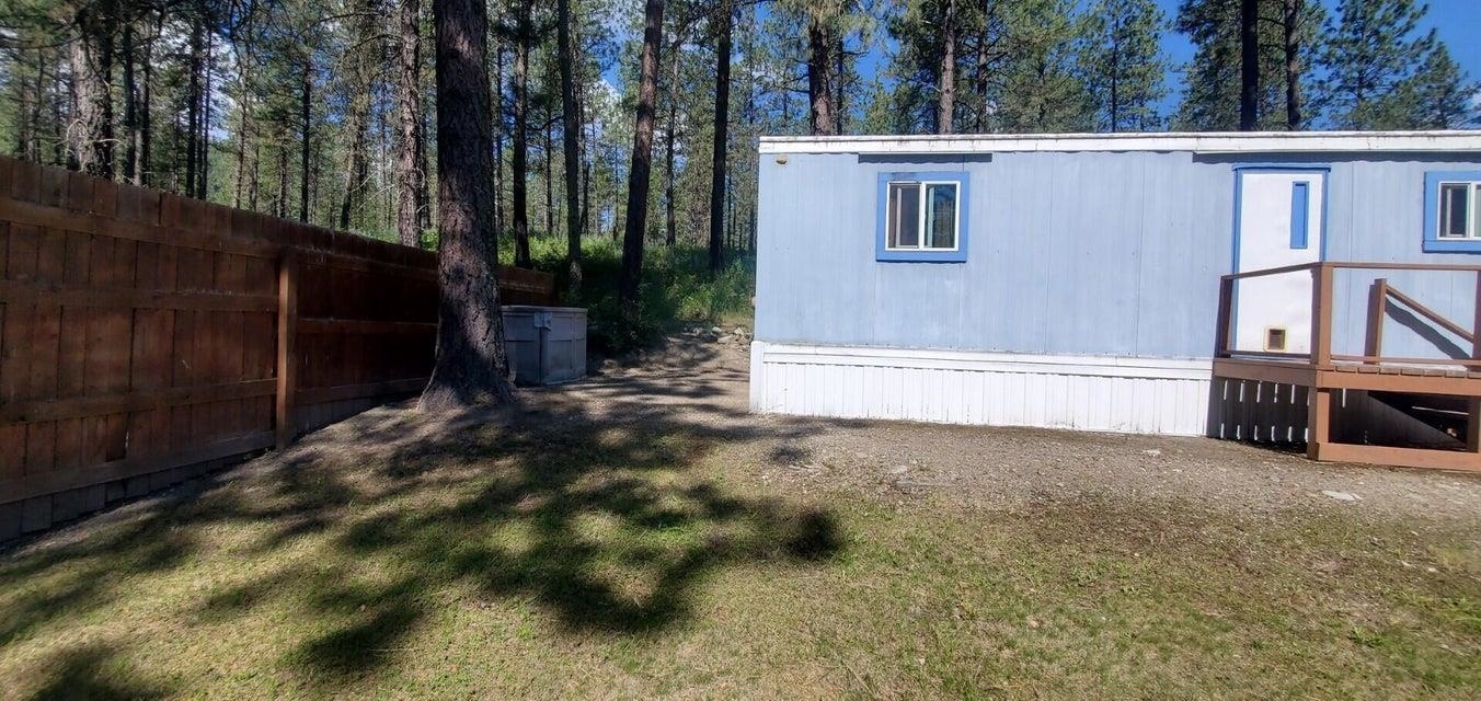 Property Photo: 20-#H Roosevelt Rd WA 99141