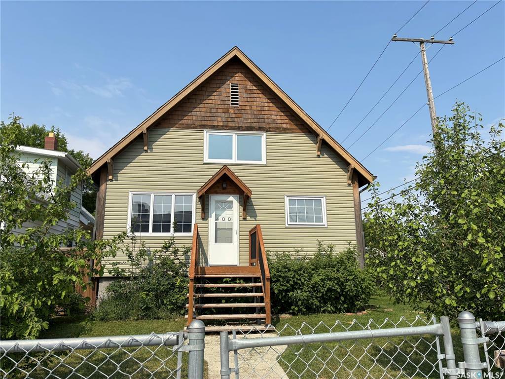 Property Photo: 400 Toronto Street SK S4R 1M4
