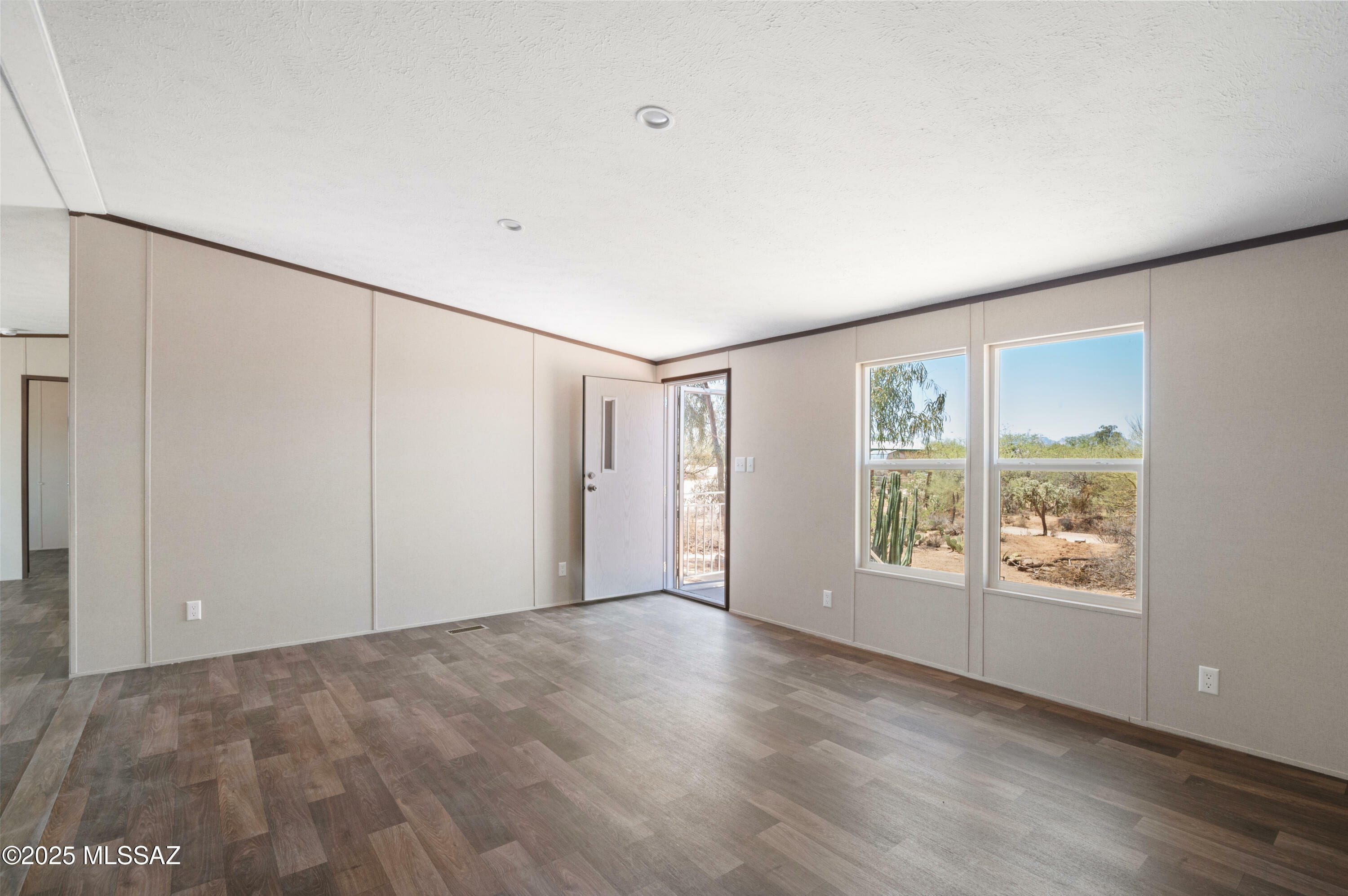 Property Photo: 10965 S Kettering Street AZ 85736