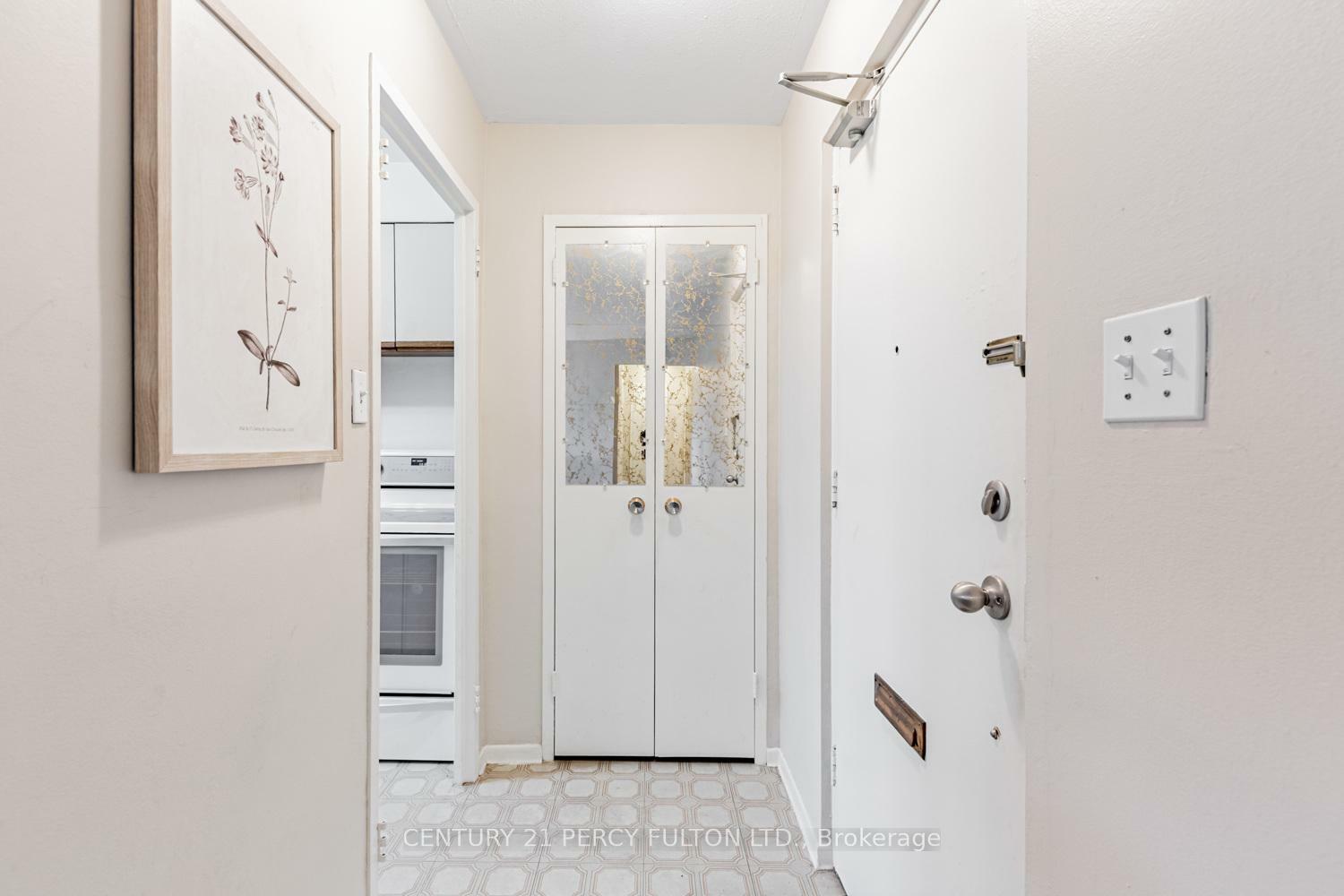 Property Photo: 3311 Kingston Road 312 ON M1M 1R1
