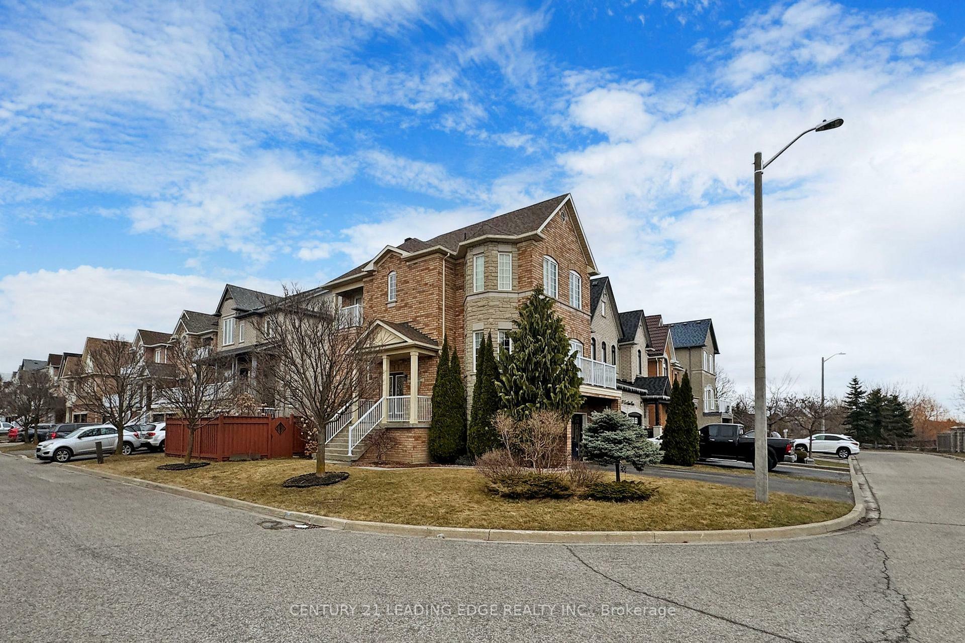 Property Photo:  14 La Maria Lane  ON L6A 3X2 