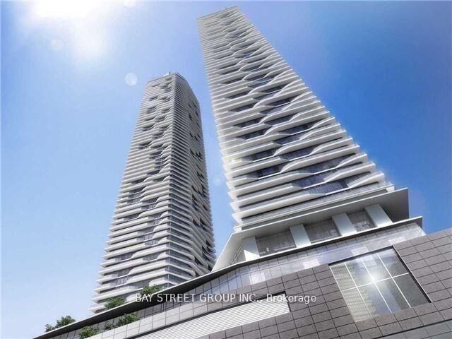 Property Photo:  88 Harbour Street  ON M5J 0C3 