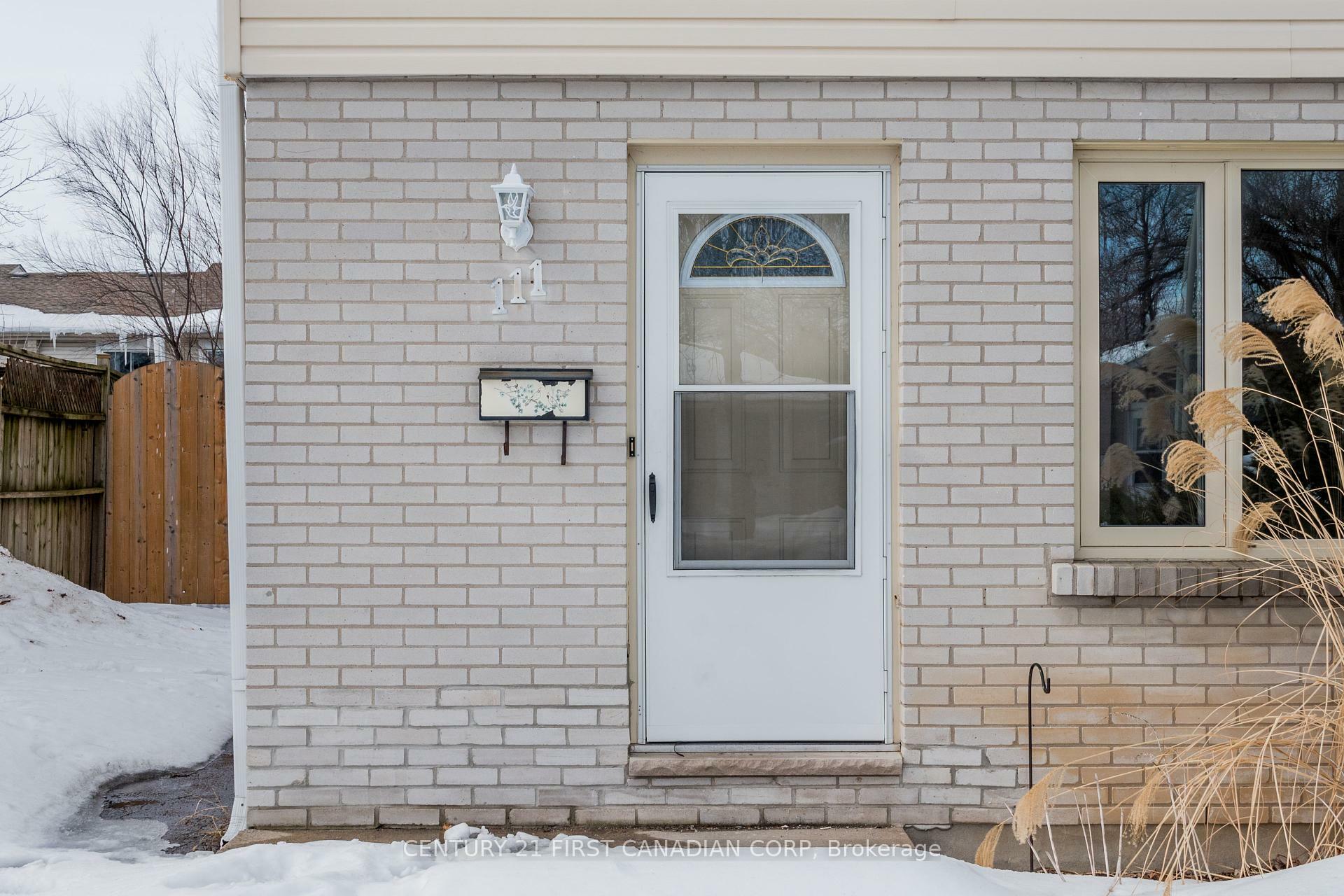 Property Photo: 111 Woodrow Crescent ON N6E 1E7