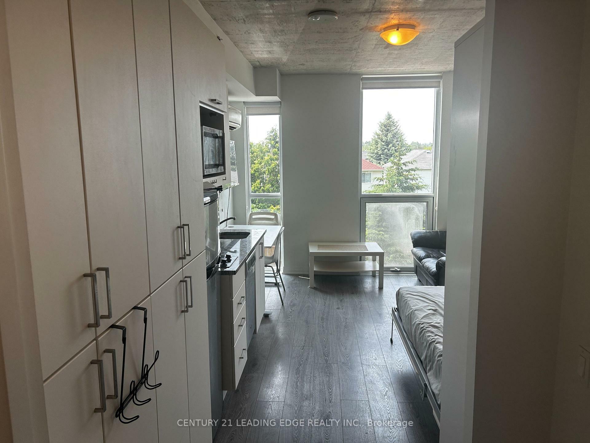 Photo de la propriété: 1900 Simcoe Street 210 ON L1G 4Y3