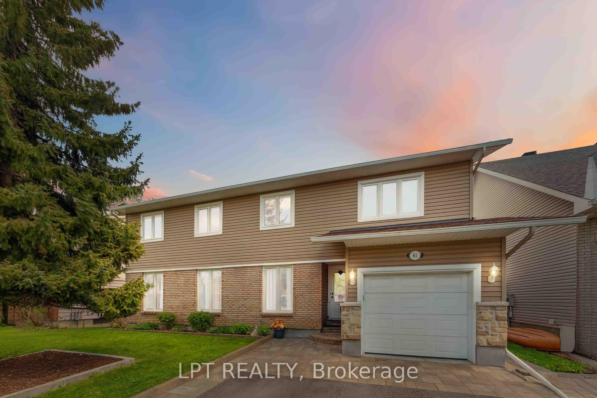 Photo de la propriété: 61 Fieldgate Drive ON K2J 1V3