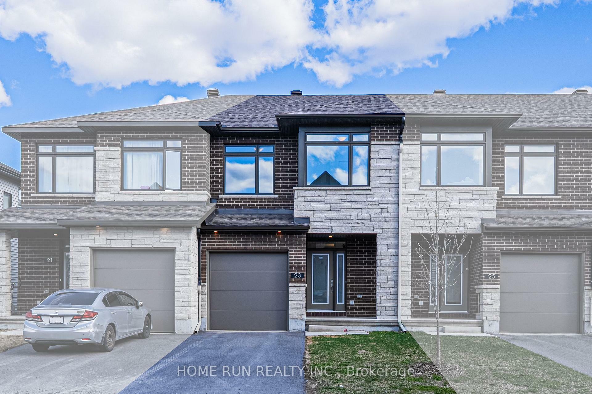 Property Photo:  23 Maize Street  ON K2S 2T4 