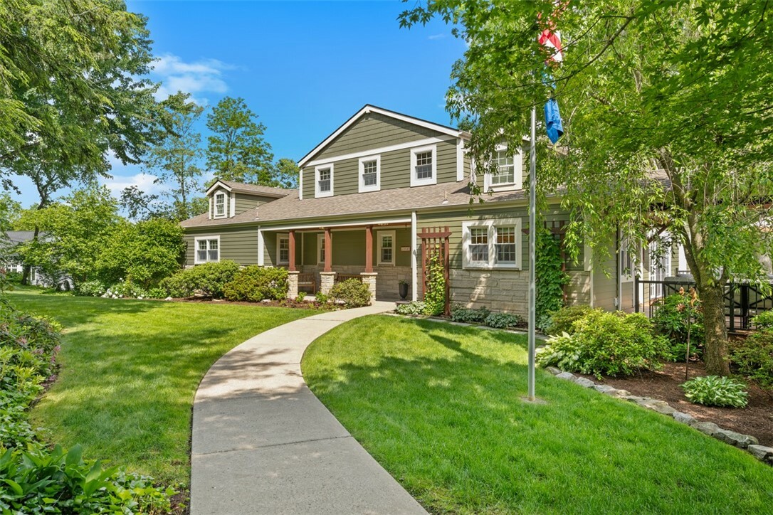 200 Warwick Dr  Upper St. Clair PA 15241 photo