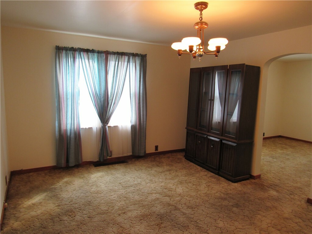 Property Photo: 1764 Rose St PA 15068