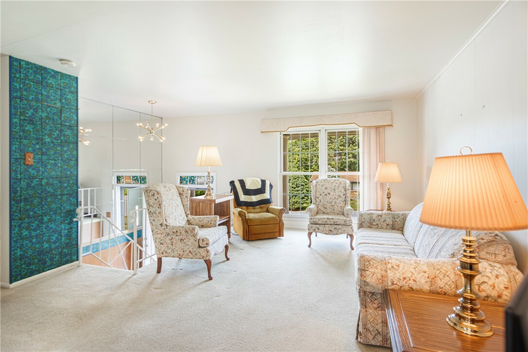 Property Photo: 122 Louis Dr PA 15136