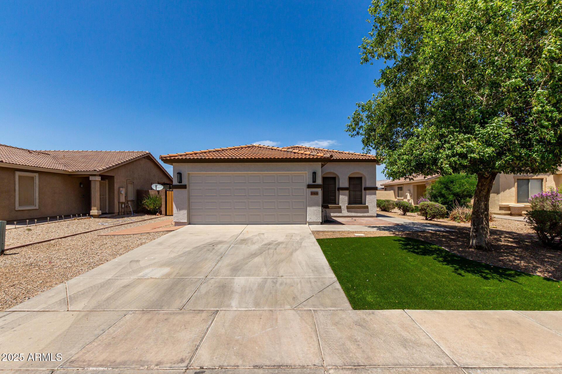 Property Photo: 10408 W Miami Street AZ 85353