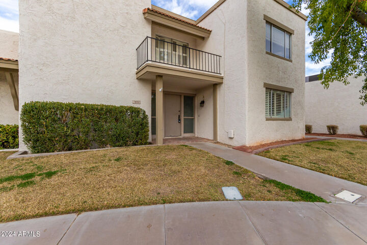 Property Photo: 7820 E Vernon Avenue AZ 85257