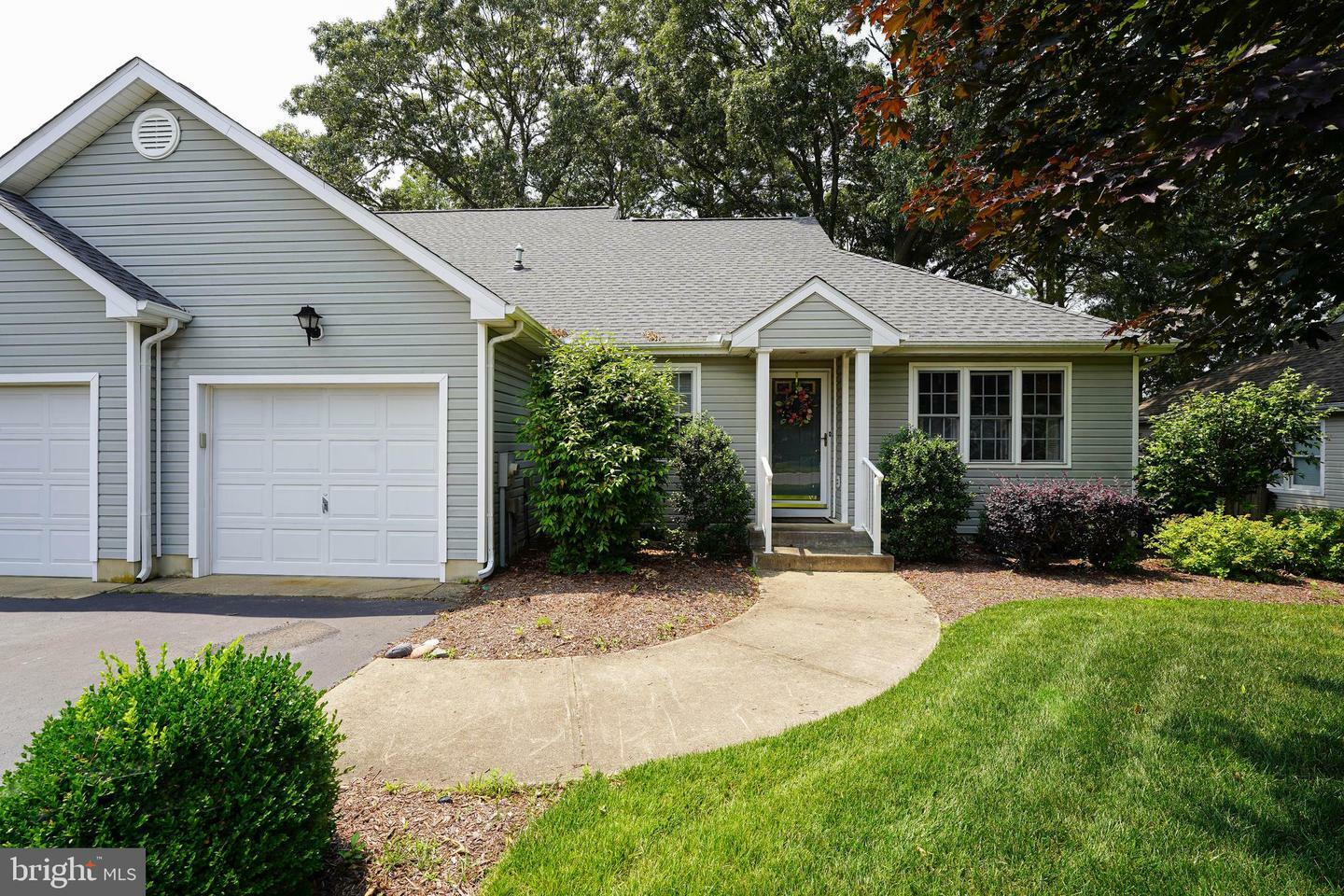 920 W Schumaker Manor Drive  Salisbury MD 21804 photo