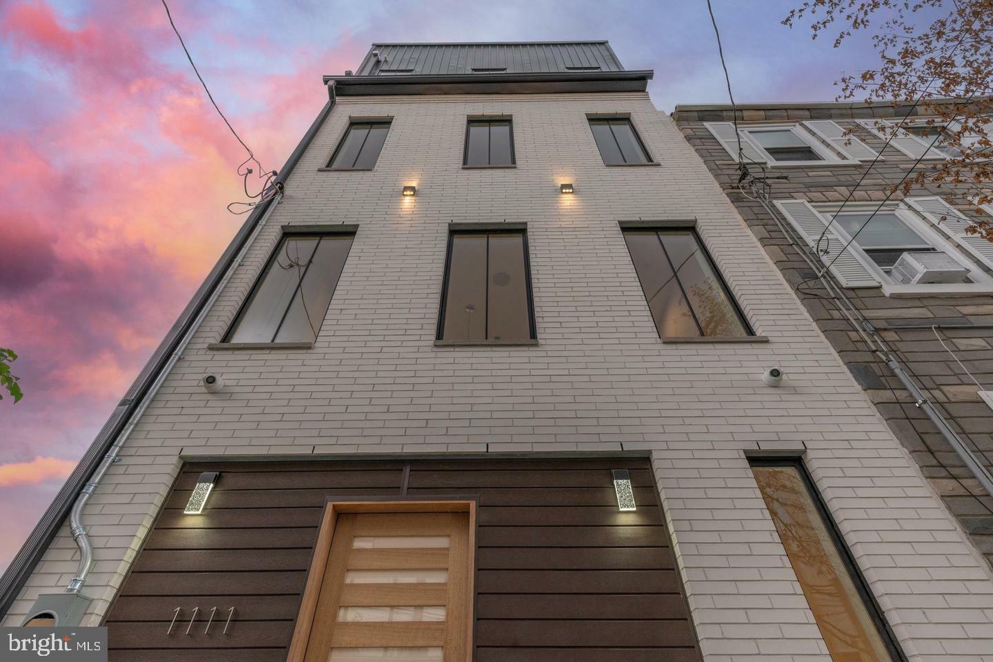 1111 E Dunton Street  Philadelphia PA 19123 photo