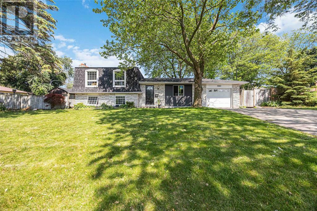 Property Photo: 1508 Len Avenue ON N7S 3N1