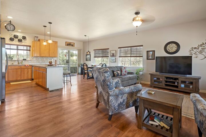 Property Photo:  3651 Delin Way  CA 95252 