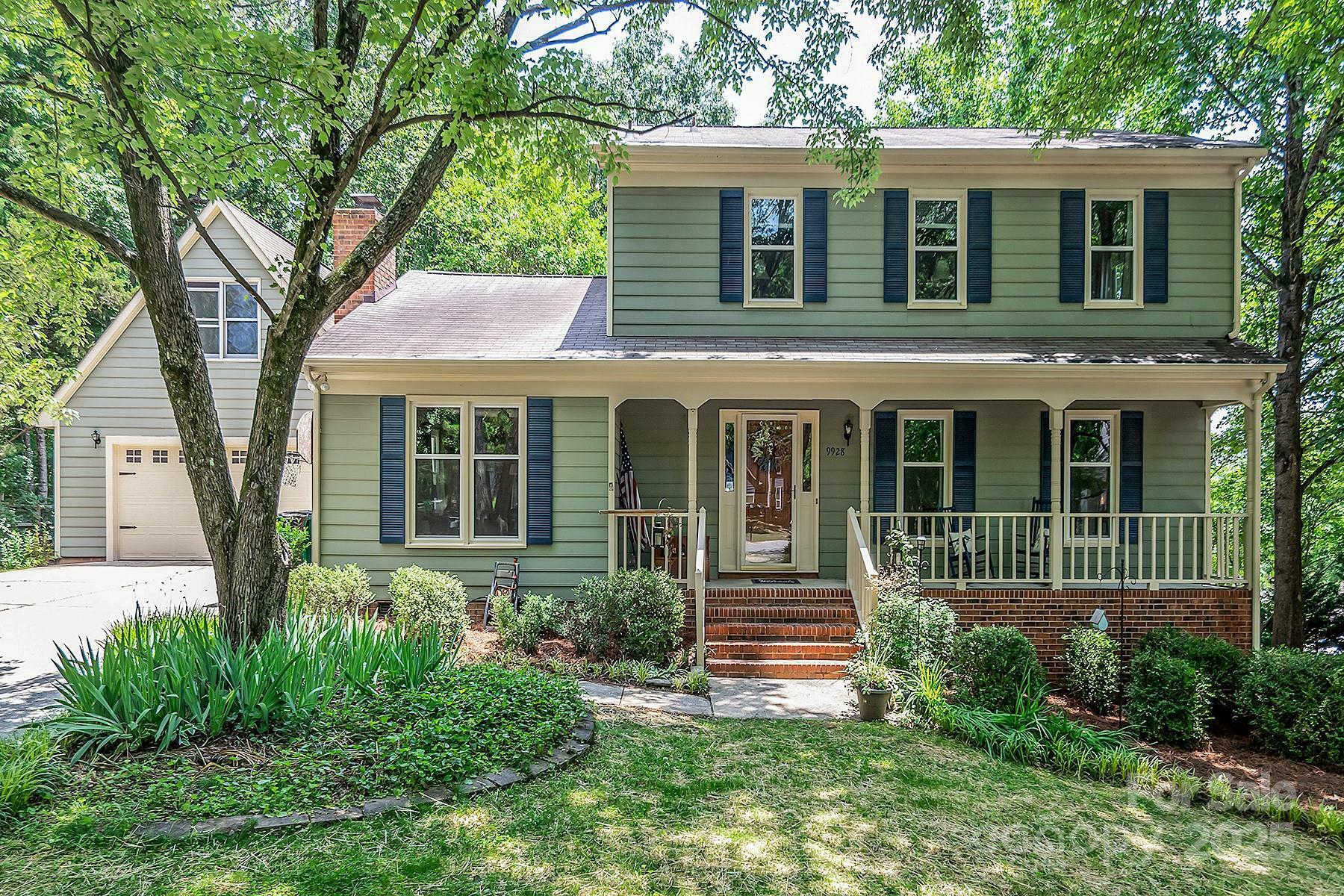 Property Photo: 9928 Raddington Lane NC 28269