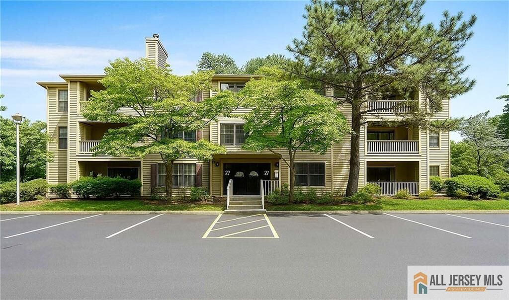 Property Photo: 2712 Ridgefield Court 2712 NJ 08828