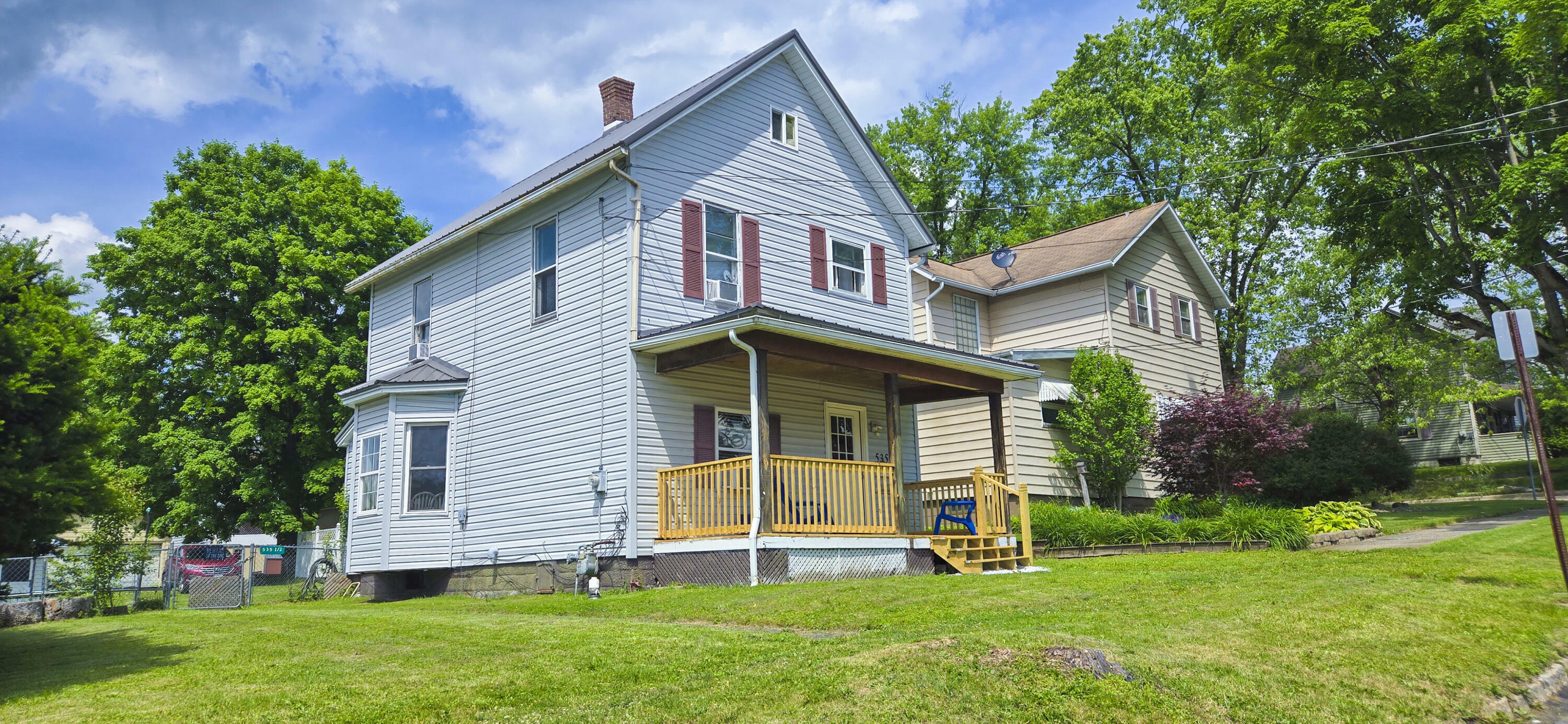 Property Photo: 535 535 1/2 Chestnut Ave PA 15801
